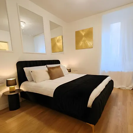 Chic Liberty Flat In Porta Venezia Center, Subway 1 Min, Ac, Wifi Lejlighed
