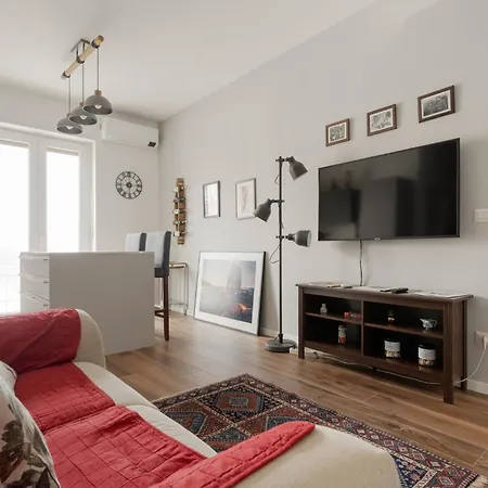 Guesthost - Cenisio Cozy Flat Near Mm5 * ミラノ