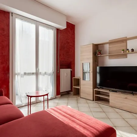شقة Guesthost - Certosa Cozy Flat With Balcony