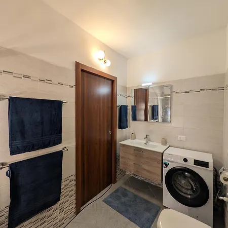 Apartment Ampio Milano-lambrate Desing District Accessibile Senza Barriere Architettoniche E Letto King Size