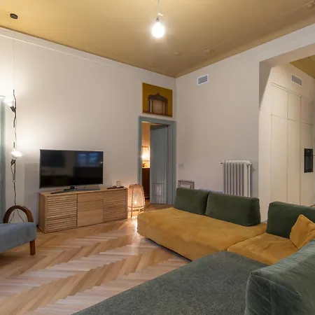 M4 Elegance And Style Near The Metro *