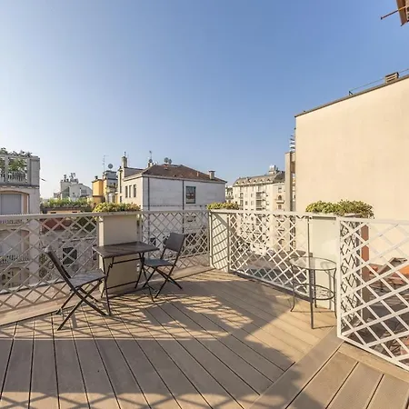 شقة Terrazza Di Lusso In Porta Venezia, 1bdr Con Ac