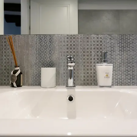 Navigli - Via Mortara 17