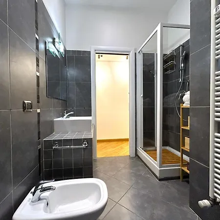 The Secret Garden - 100 M Dalla Metropolitana *