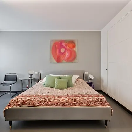 Apartment Modern And Particular In The Center Mailand