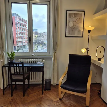 Casa Colonne - 2 Bdrs In The Heart Of * 米兰