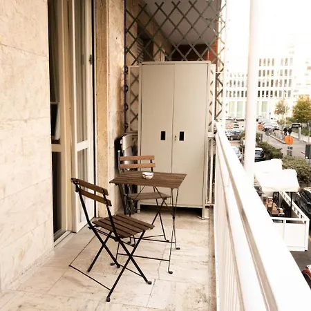 Moscova, Elegant In Centre Of アパート ミラノ