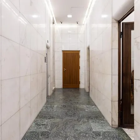 Apartament Dimora Montenapo Mediolan