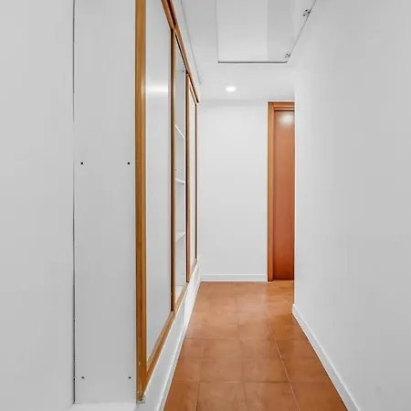 Alz54 Navigli Bright View Of The Navigli Milán