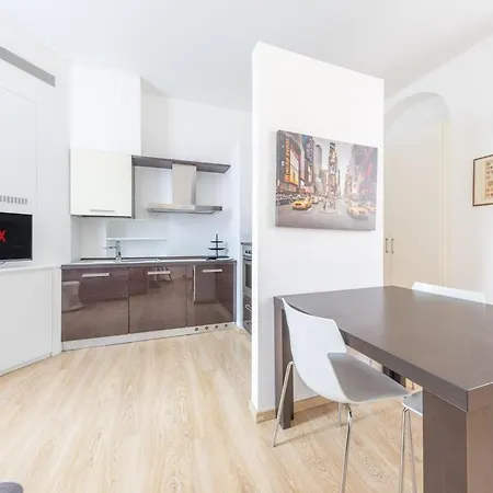 Eleganza In Porta Venezia - 4 Posti Letto Con Ac Milano