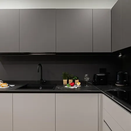 Italianway Comfort - Monte Nevoso 8 Apartman *