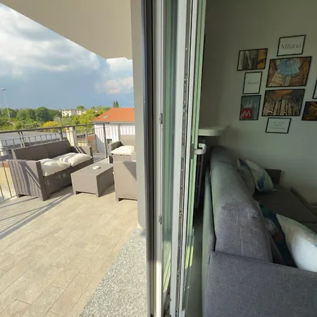 10 Minutes From Fiera With Large Terrace *