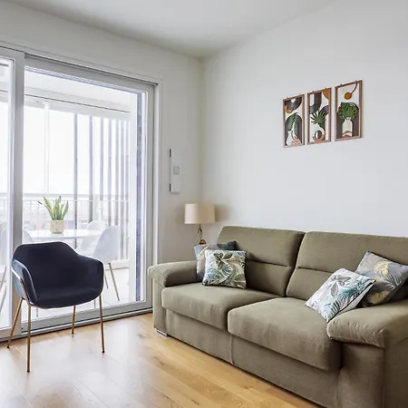 The Luxe Naviglio - 5 Min From Metro M4 Frattini