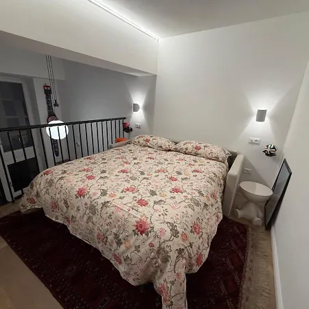 Loft Con Giardino Privato A