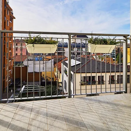 Apartment Bilocale Moderno E Silenzioso Vicino Navigli E Duomo Con Metro M4, *