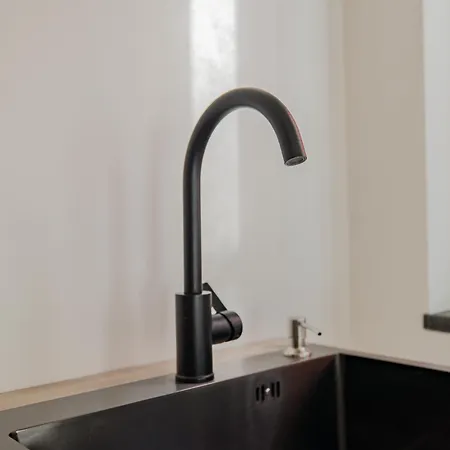 Modern One-bedroom With Terrace - Naviglio Martesana Apartment *