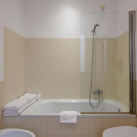 Vigoni 4 - Fabulous For 6 People Apartmán *