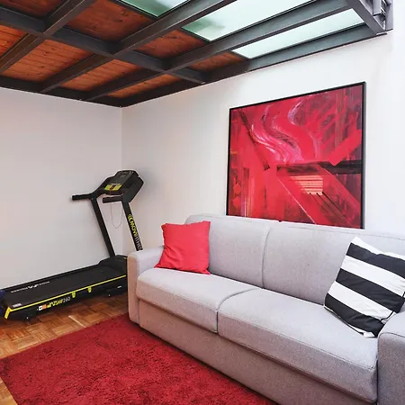 Independent Design Loft With Private Terrace -