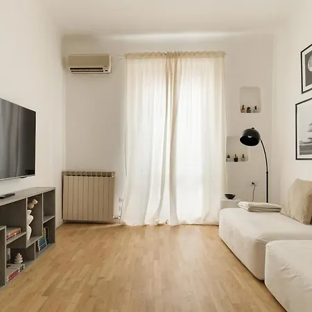 Navigli - Montevideo - Bilocale Su Due Piani