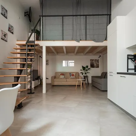 Guesthost - Affori Cozy Flat Milan