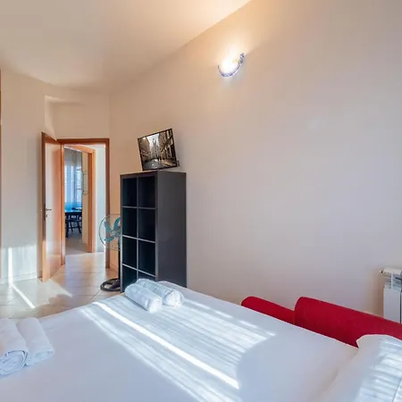 Lägenhet Monzino - Linate - Cortina 2026 New Milano