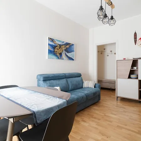 Guesthost - Stylish Flat In Navigli District * Милан