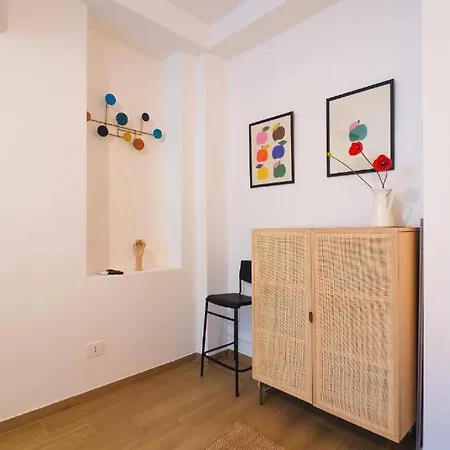 Appartamento Delizioso Monolocale Adiacenza Isola Milano