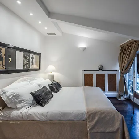 The Seven Stars - Montenapoleone Appartement Milan