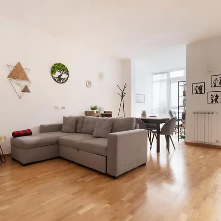 아파트 Guesthost - Modern In Corvetto 밀라노