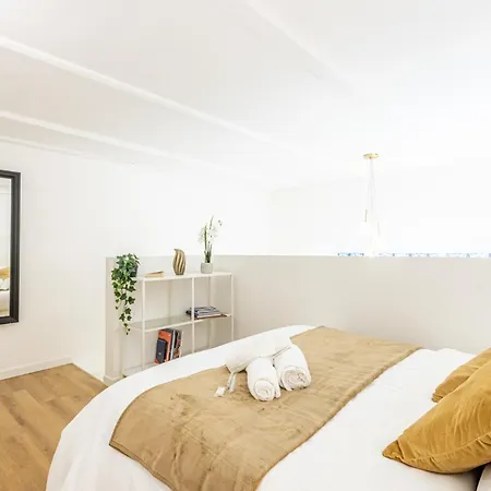 Colonna Lovely Loft - 10 Min Duomo - Buonarroti M1 ミラノ