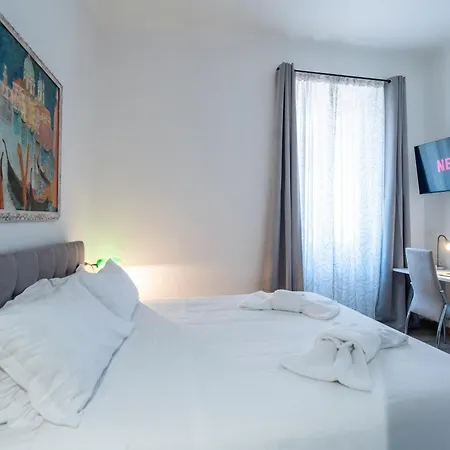 Eleganza E Design Nel Cuore Di Con Wifi 아파트
