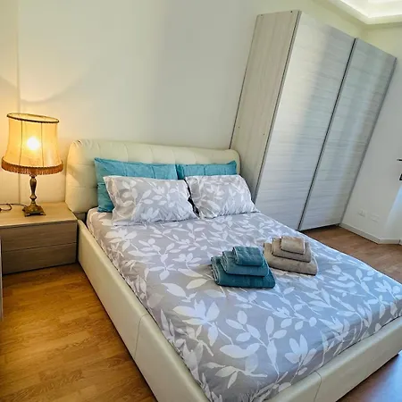 Apartament Sweet Home, Vercelli *