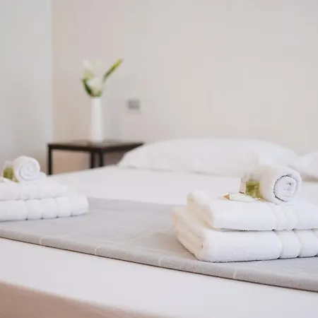 Apartmán Porta Nuova Luxury 8 Minutes From The Duomo, With Ac And Wifi *