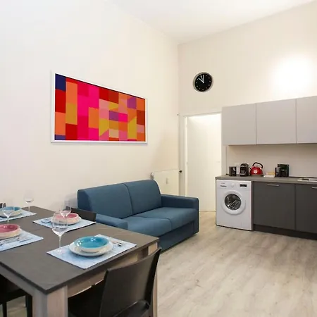 Amaranth Sempione * Milaan