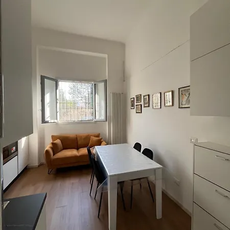 Modern In Dergano