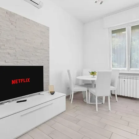 - Parking And Free Wifi * Milano