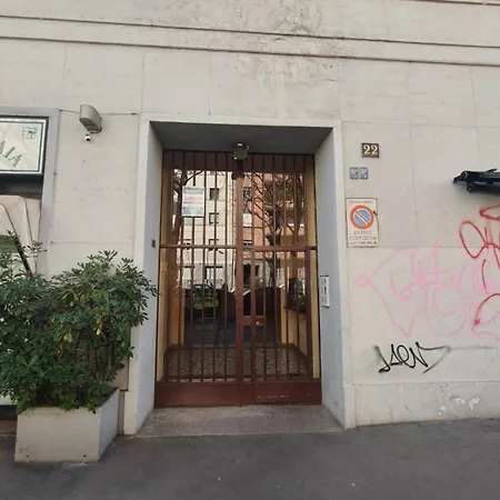 Chic Liberty Flat In Porta Venezia Center, Subway 1 Min, Ac, Wifi Appartement *