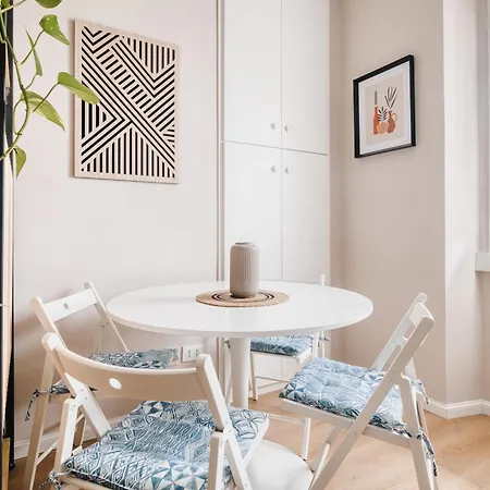 Bilo Design Ristrutturato 20 Min Dal Duomo *