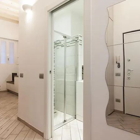 Apartment Youhosty - Monforte 13 Milan
