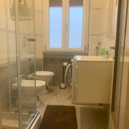 Accogliente Casetta A A Due Passi Dalla Metro Tolstoi Apartment *