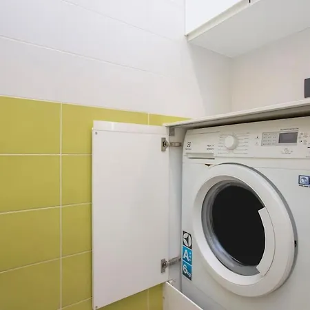 Light Blue Home-sempione Park-metro M2-brera Apartamento