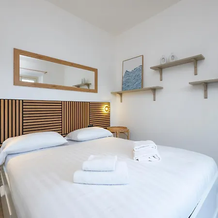 Apartament Bright Top-floor With Private Terrace *