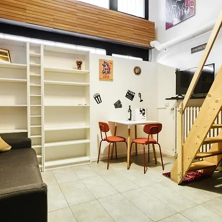 Cinema Loft - Parco Lambro Apartman