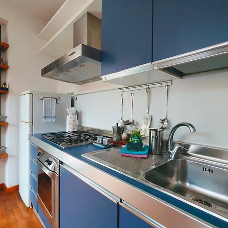 Lägenhet Casa Altaguardia Porta Romana Metro M3 *