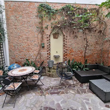 Apartman Cozy Garden In Milánó
