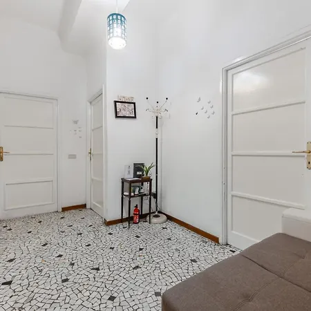 Viola Apartment