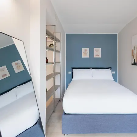 Urban House - Comfort Navigli Apartman
