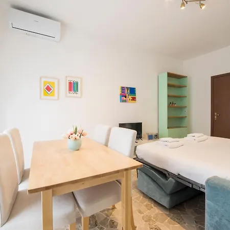 Апартаменты Bocconi Smart Flat