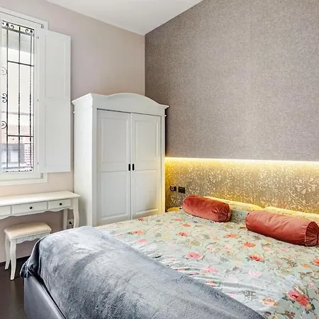 Industrial-chic In The Heart Of Isola