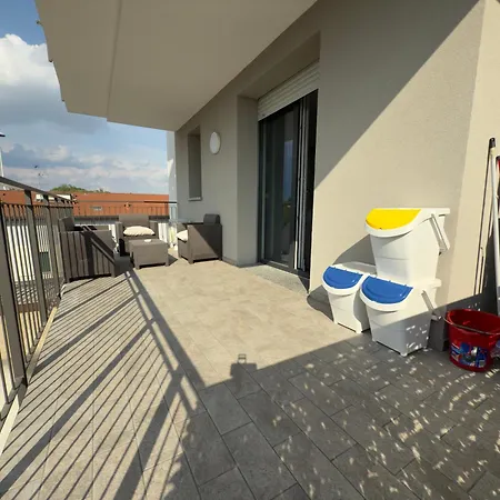 10 Minutes From Fiera With Large Terrace